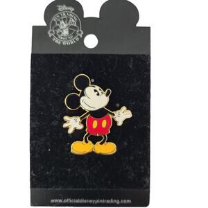 Rare 2002 Disney Around The World Pie Eyed Mickey Mouse Trading Pin Enamel Y2K